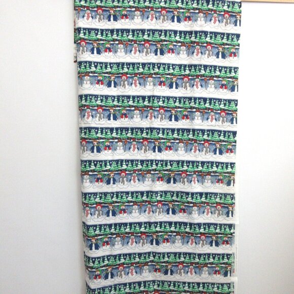 Fabric 45” x 1.5 Yards Winter Snowmen Trees Snow Signature Classics by Oakhurst - Picture 2 of 4